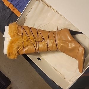 Nine West Jaydon Dark Natural Leather Tan Rabbit Fur Lace Boot Size 10M